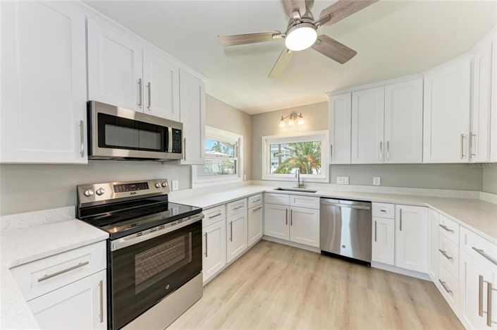 Image No.16-4 Bed Property for sale