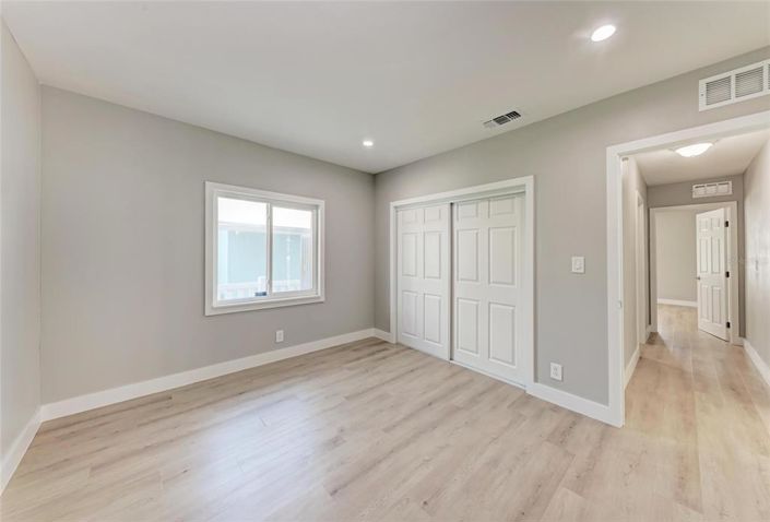 Image No.23-4 Bed Property for sale