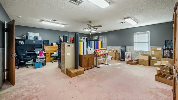 Image No.19-5 Bed Property for sale