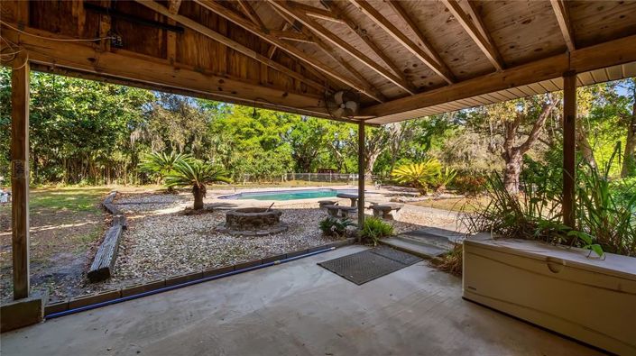 Image No.38-5 Bed Property for sale