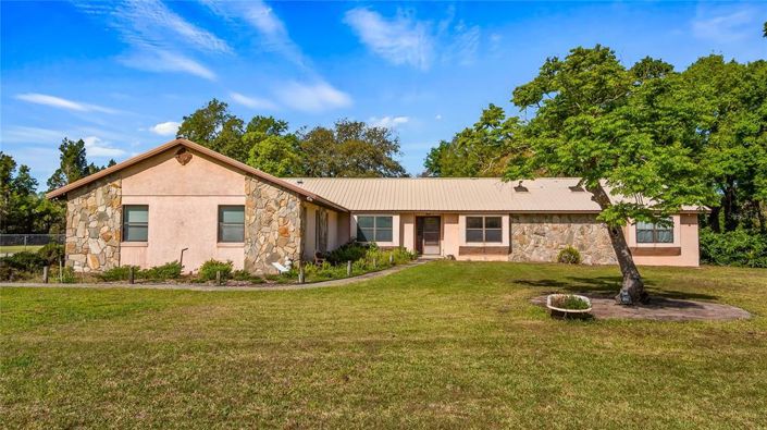 Image No.48-5 Bed Property for sale