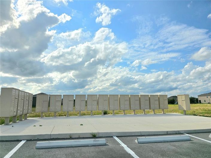 Image No.50-3 Bed Townhouse for sale