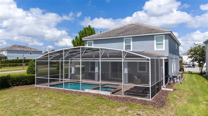 Image No.13-8 Bed Property for sale