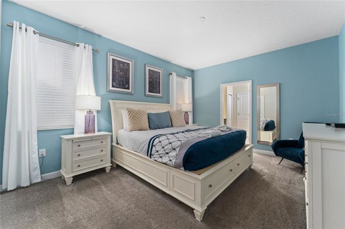 Image No.23-8 Bed Property for sale