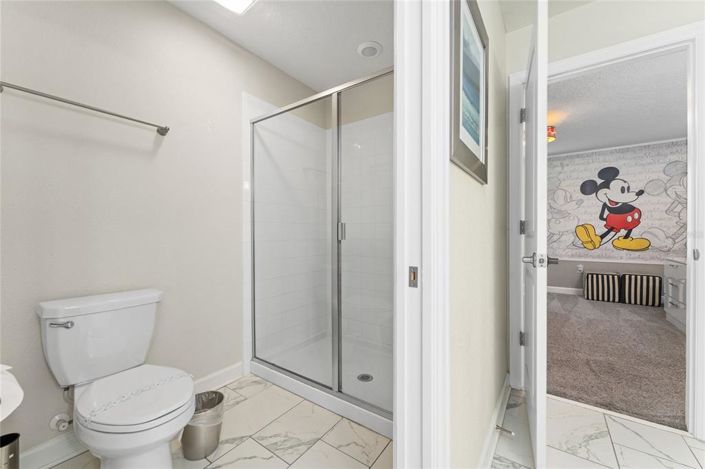 Image No.30-8 Bed Property for sale