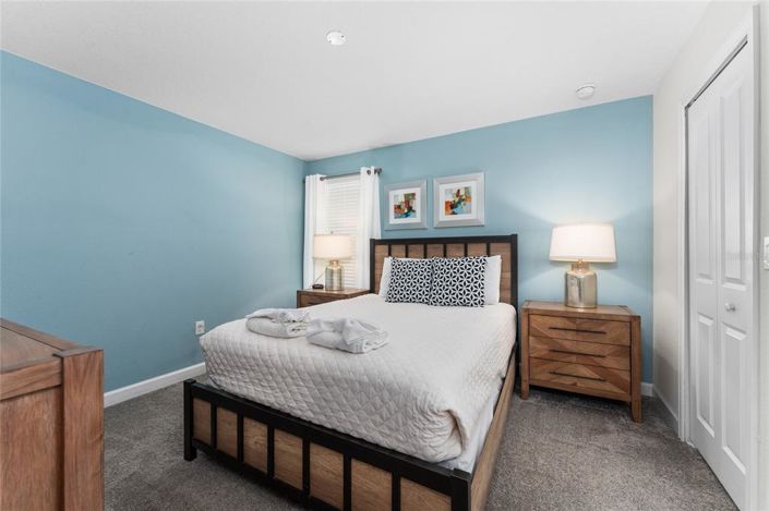 Image No.31-8 Bed Property for sale