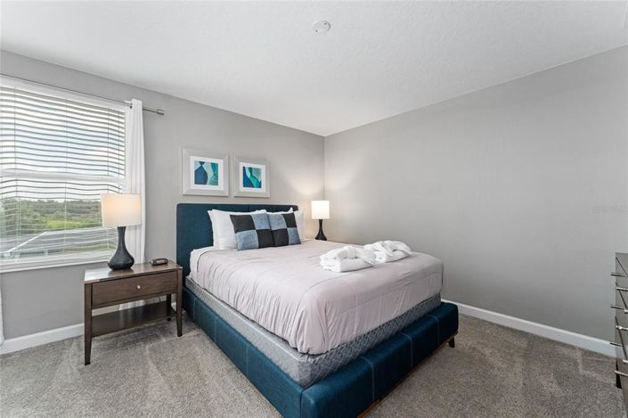 Image No.35-8 Bed Property for sale