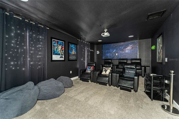 Image No.46-8 Bed Property for sale