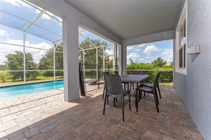 Image No.52-8 Bed Property for sale