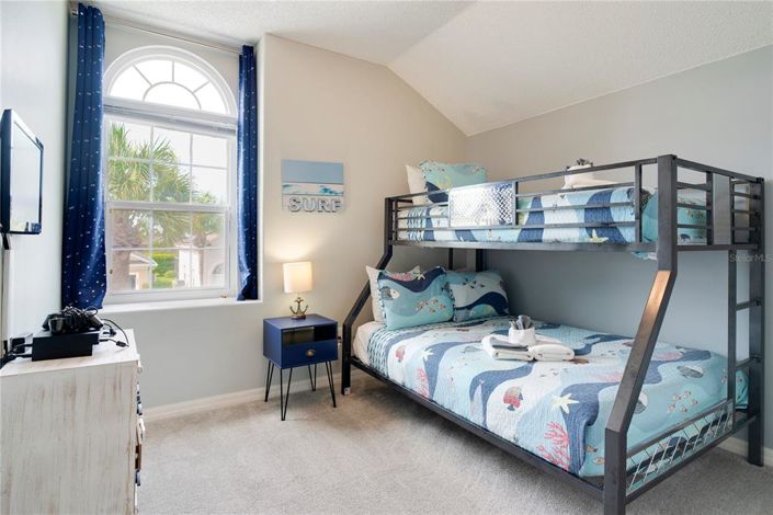 Image No.20-5 Bed Property for sale