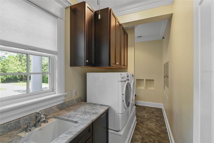 Image No.18-4 Bed Property for sale