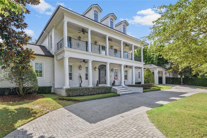 Image No.2-4 Bed Property for sale