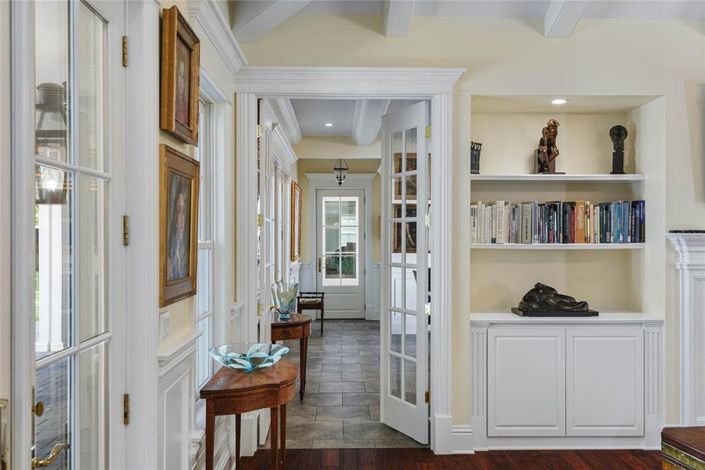 Image No.24-4 Bed Property for sale