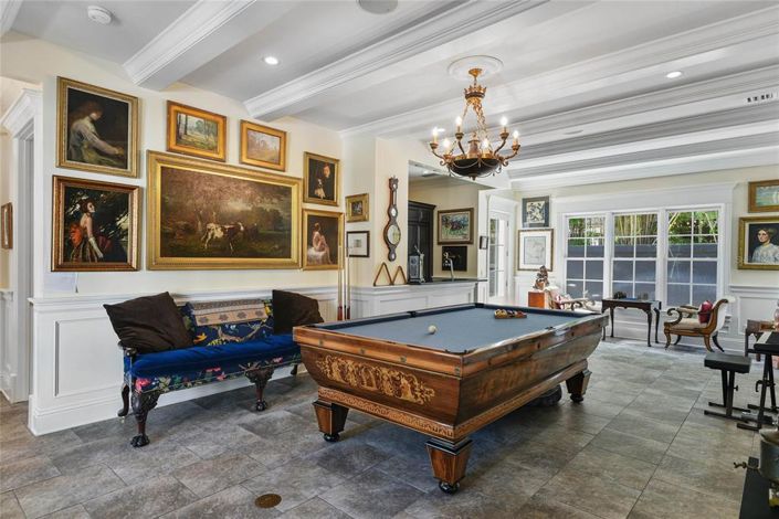 Image No.25-4 Bed Property for sale