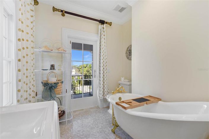 Image No.47-4 Bed Property for sale