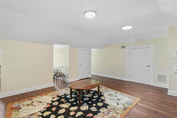 Image No.49-4 Bed Property for sale