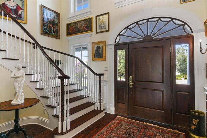 Image No.5-4 Bed Property for sale