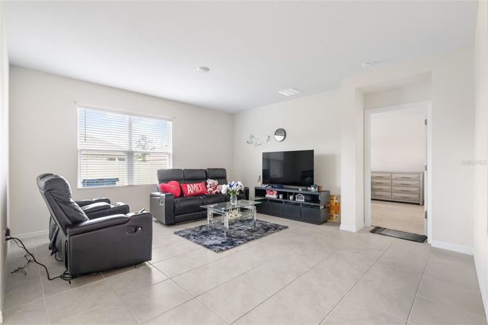 Image No.5-4 Bed Property for sale