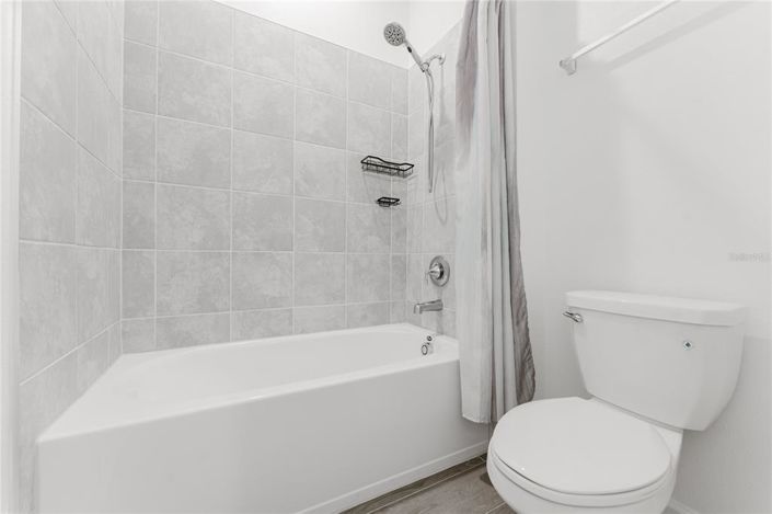 Image No.16-Propriété de 4 chambres à vendre à Clermont