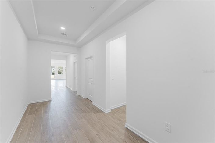 Image No.6-4 Bed Property for sale