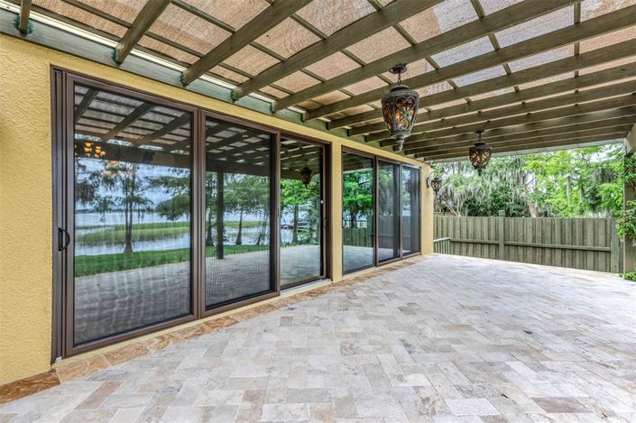 Image No.80-5 Bed Property for sale