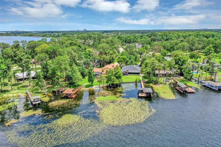 Image No.81-5 Bed Property for sale