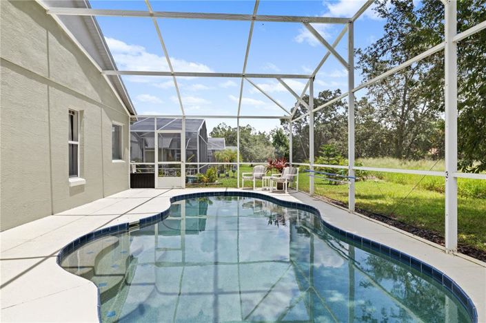 Image No.2-4 Bed Property for sale