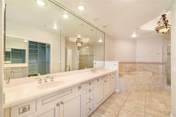 Image No.22-3 Bed Property for sale