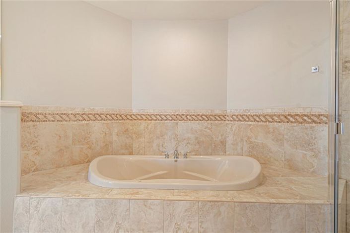 Image No.24-3 Bed Property for sale