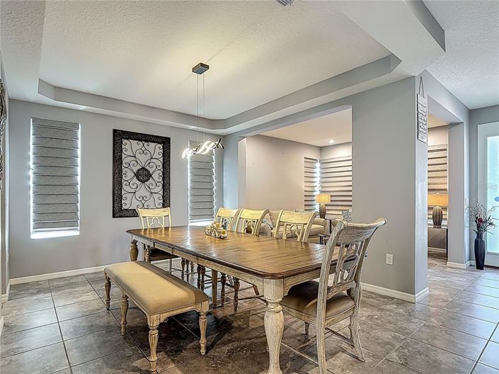 Image No.17-4 Bed Property for sale