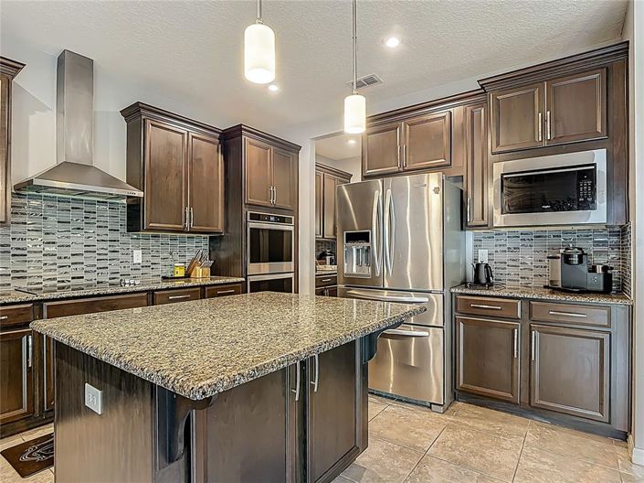 Image No.19-4 Bed Property for sale