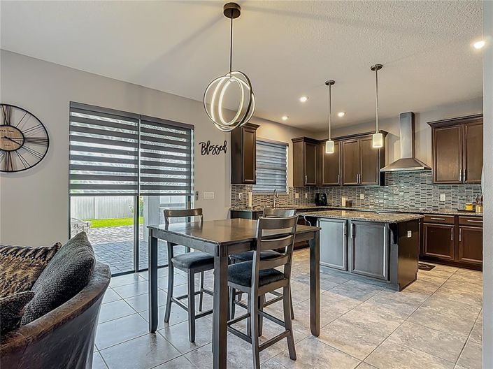 Image No.40-4 Bed Property for sale