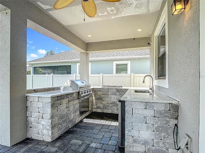 Image No.8-4 Bed Property for sale