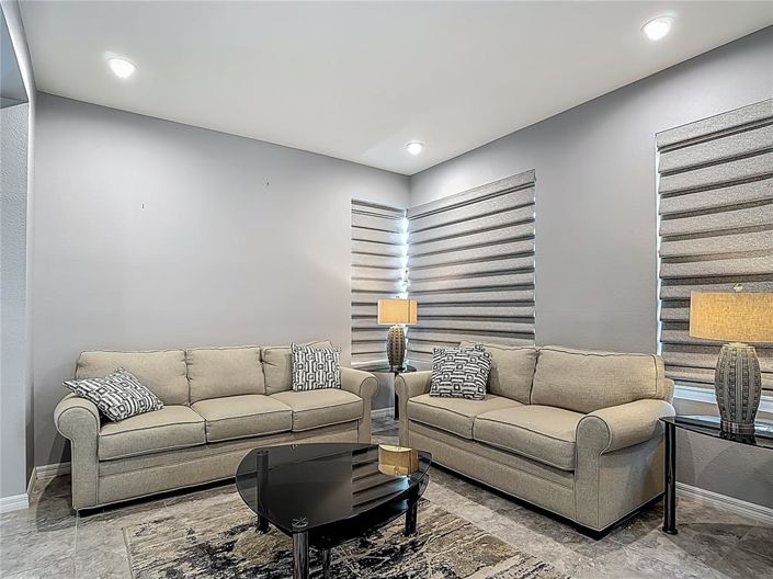 Image No.9-4 Bed Property for sale