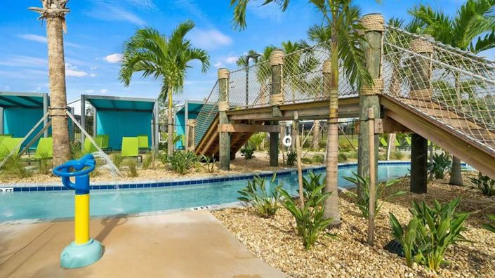 Image No.14-5 Bed Property for sale