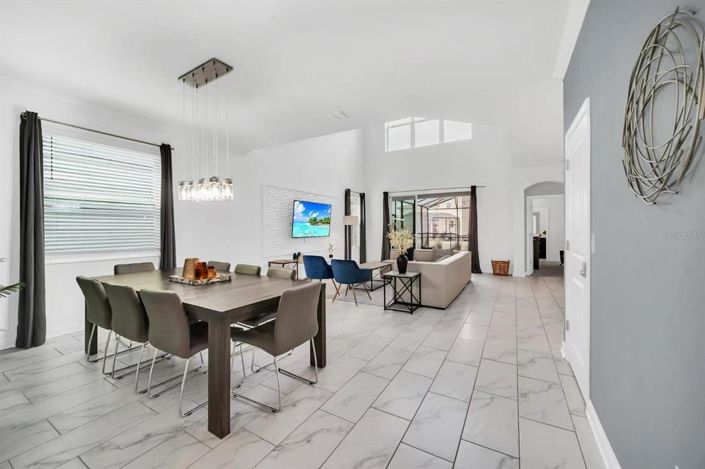 Image No.19-5 Bed Property for sale