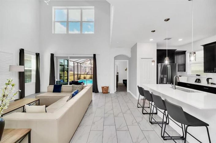 Image No.25-5 Bed Property for sale