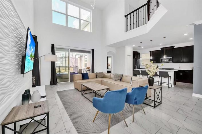 Image No.28-5 Bed Property for sale