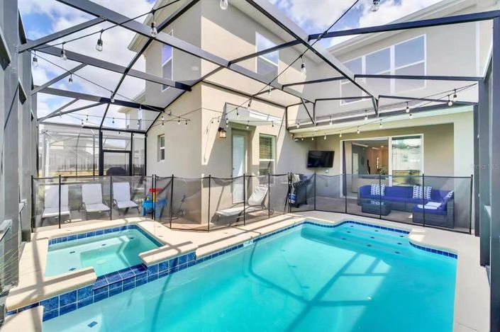 Image No.51-5 Bed Property for sale