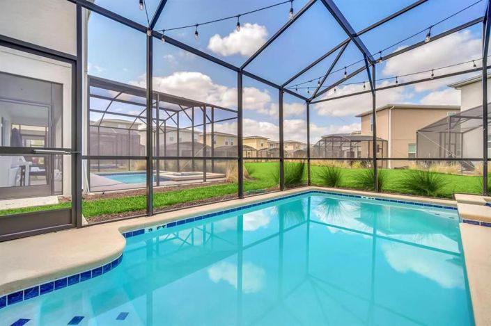 Image No.61-5 Bed Property for sale