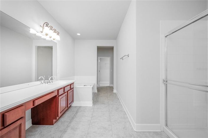 Image No.35-3 Bed Townhouse for sale