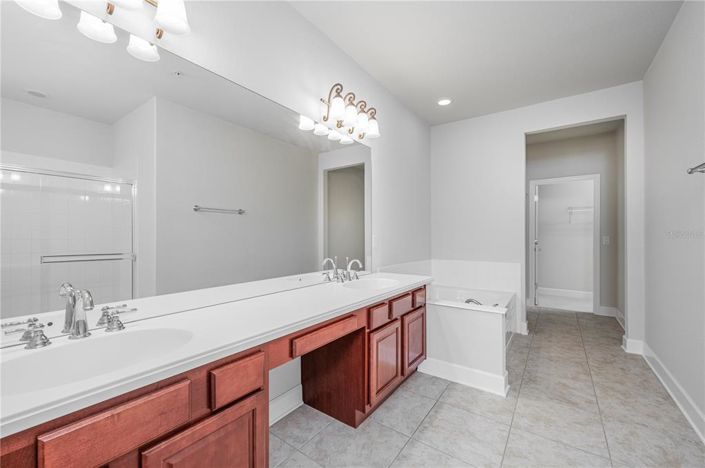 Image No.36-3 Bed Townhouse for sale