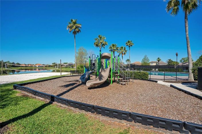 Image No.40-4 Bed Property for sale