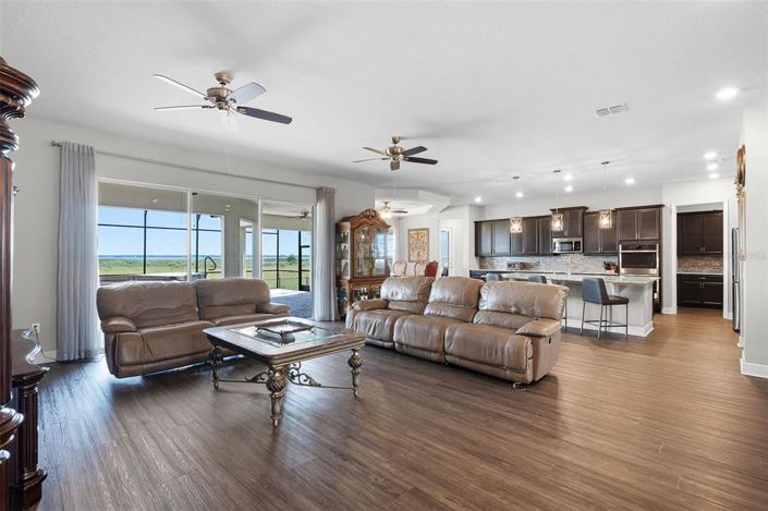 Image No.12-Propriété de 5 chambres à vendre à Kissimmee