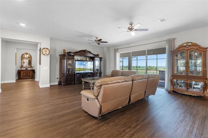 Image No.14-Propriété de 5 chambres à vendre à Kissimmee