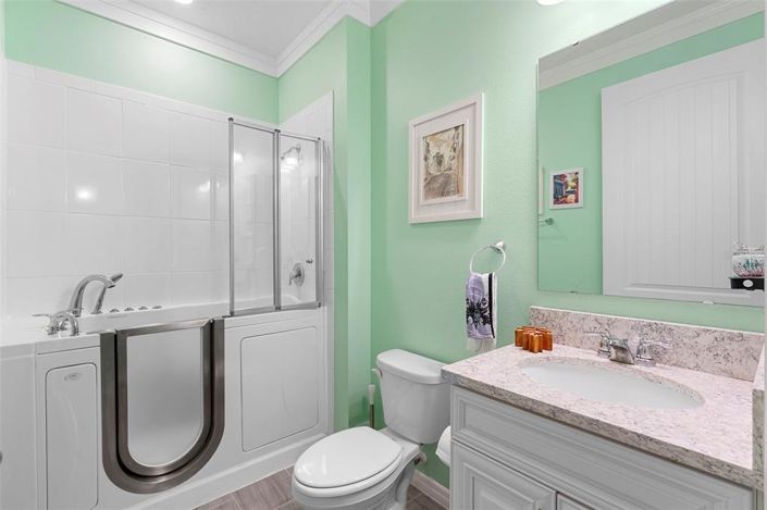 Image No.30-2 Bed Property for sale