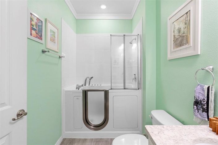 Image No.31-2 Bed Property for sale