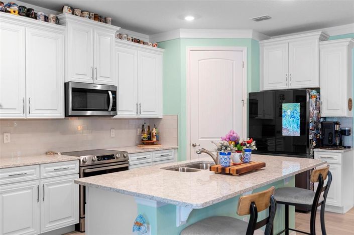 Image No.48-2 Bed Property for sale