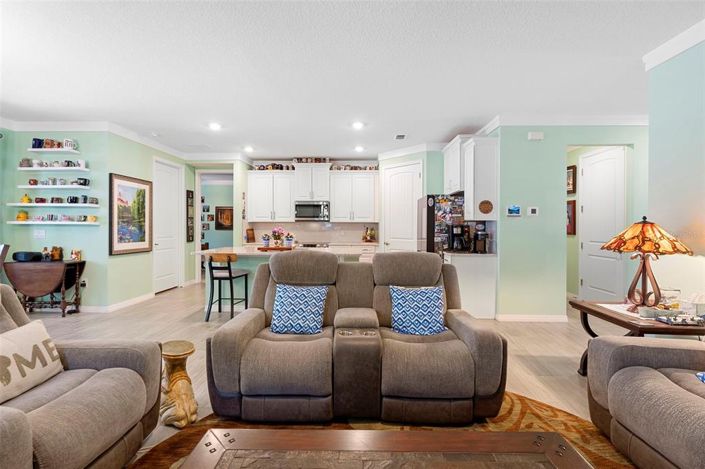 Image No.53-2 Bed Property for sale