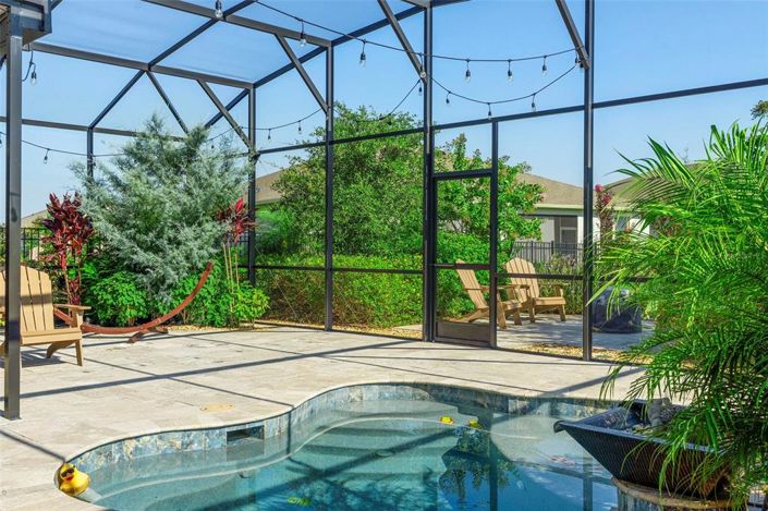 Image No.8-2 Bed Property for sale